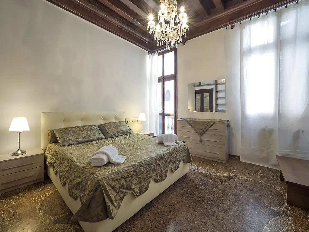 San Marco Schiavoni apartments Venezia 0*,