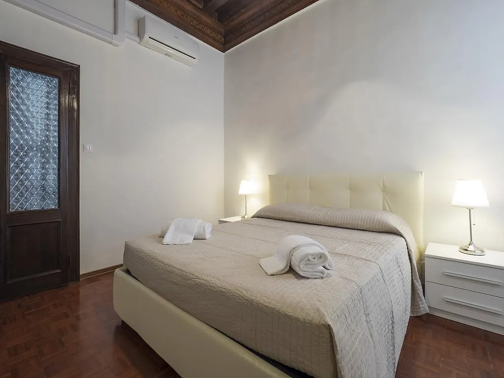 San Marco Schiavoni Apartments Venedig Italien